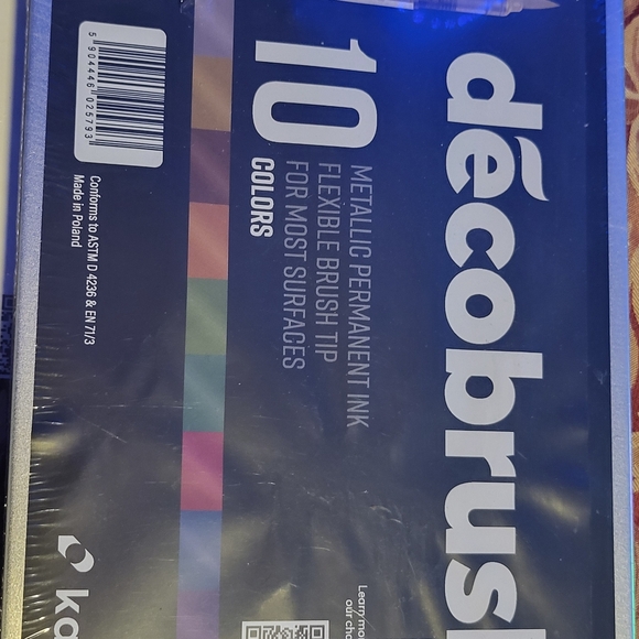 Color Pens Lot - Picture 6 of 8